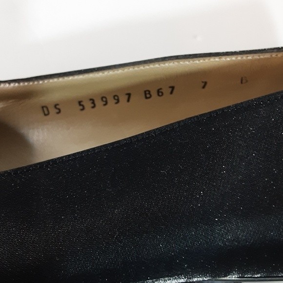 Salvatore Ferragamo Vintage Satin Pumps Chunky Kitten Heels Elegant Chic 7B - Picture 11 of 16